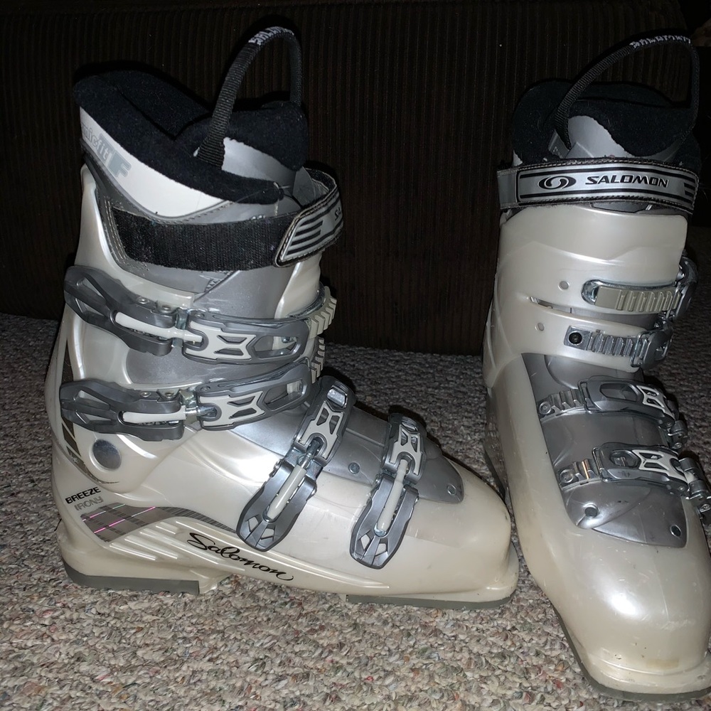 Salomon Ski Boots Size 27.5